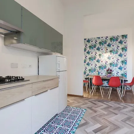Saragozza Apartments - Bologna Short Rental Apartment