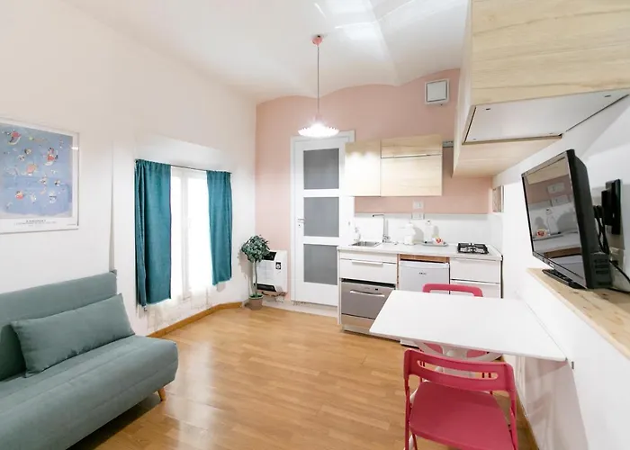 Saragozza - Short بولونيا