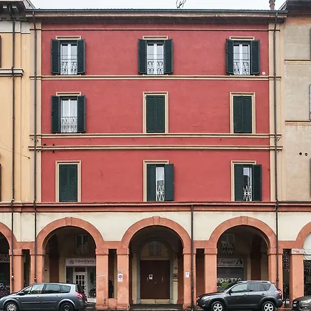 Saragozza Apartments *