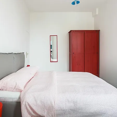 Saragozza Apartments *