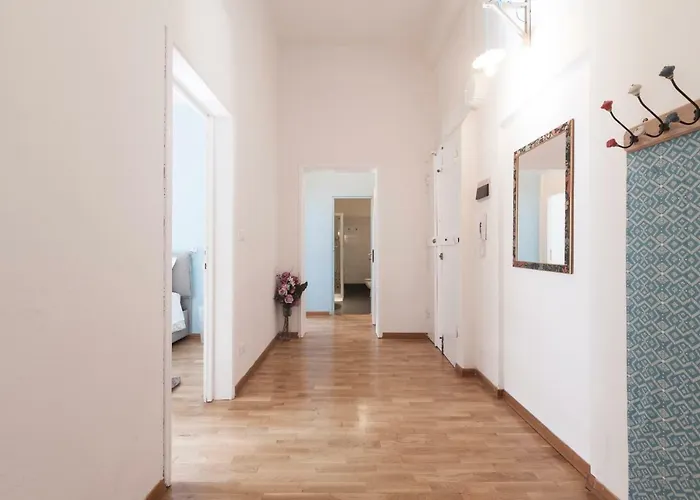 Saragozza - Short Apartment *